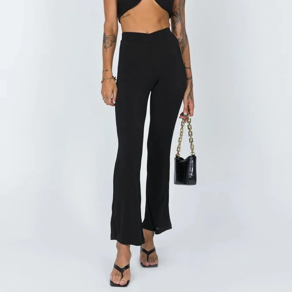 Keira a black - Picture 2 of 5